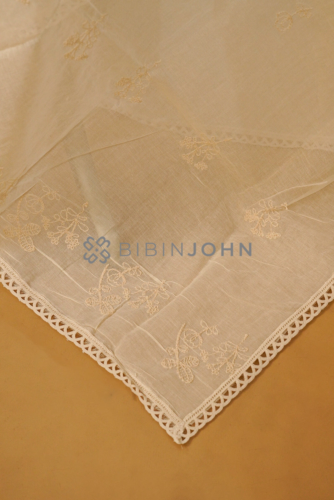 Mul Cotton Embroidery Lace Dupatta Off White side view.