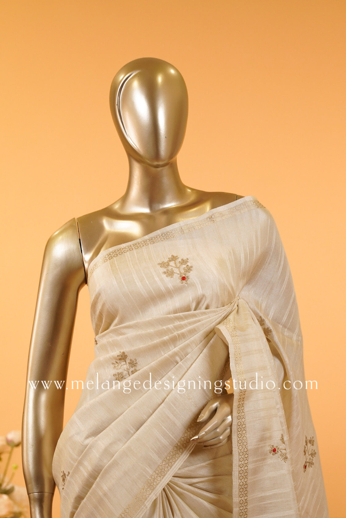 Silk Embroidery Saree MDS0031