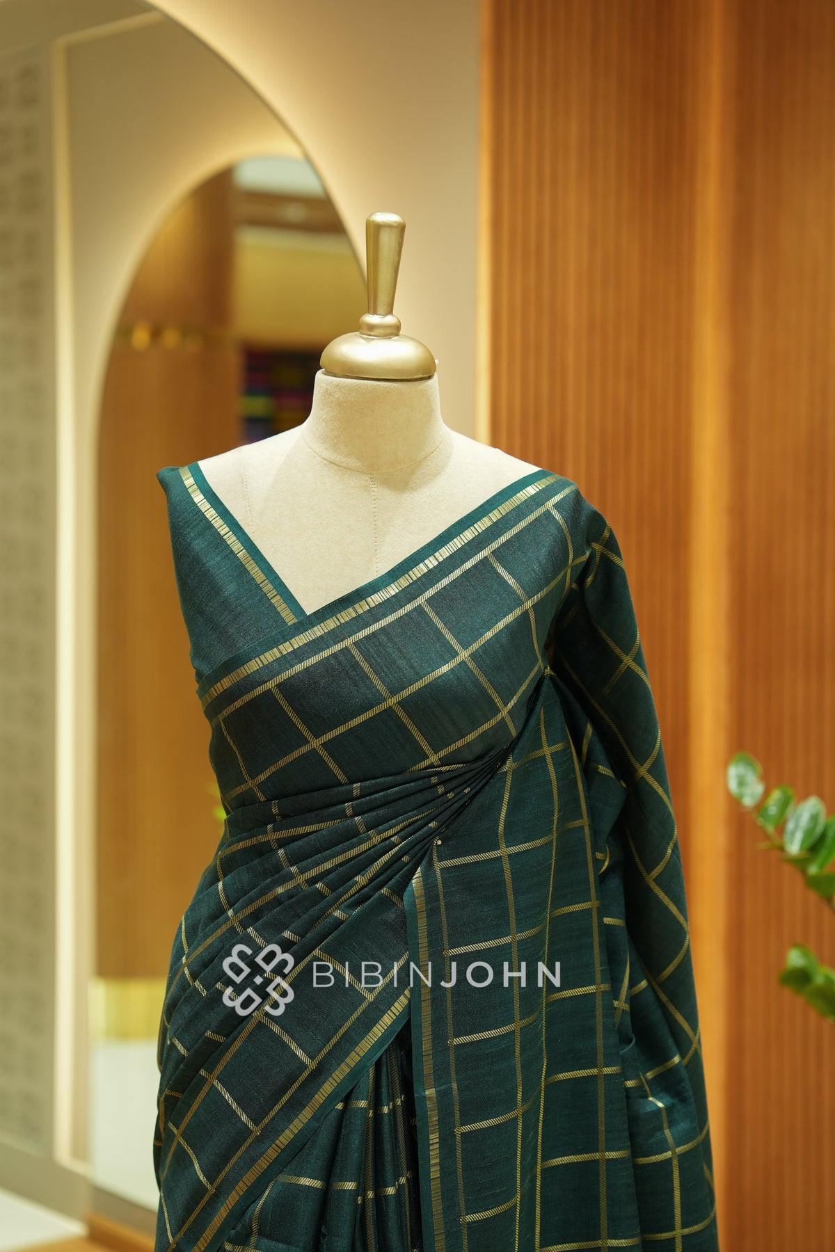 Semi Tussar Weaving Saree For Women Deep Bottle Green BJ2333