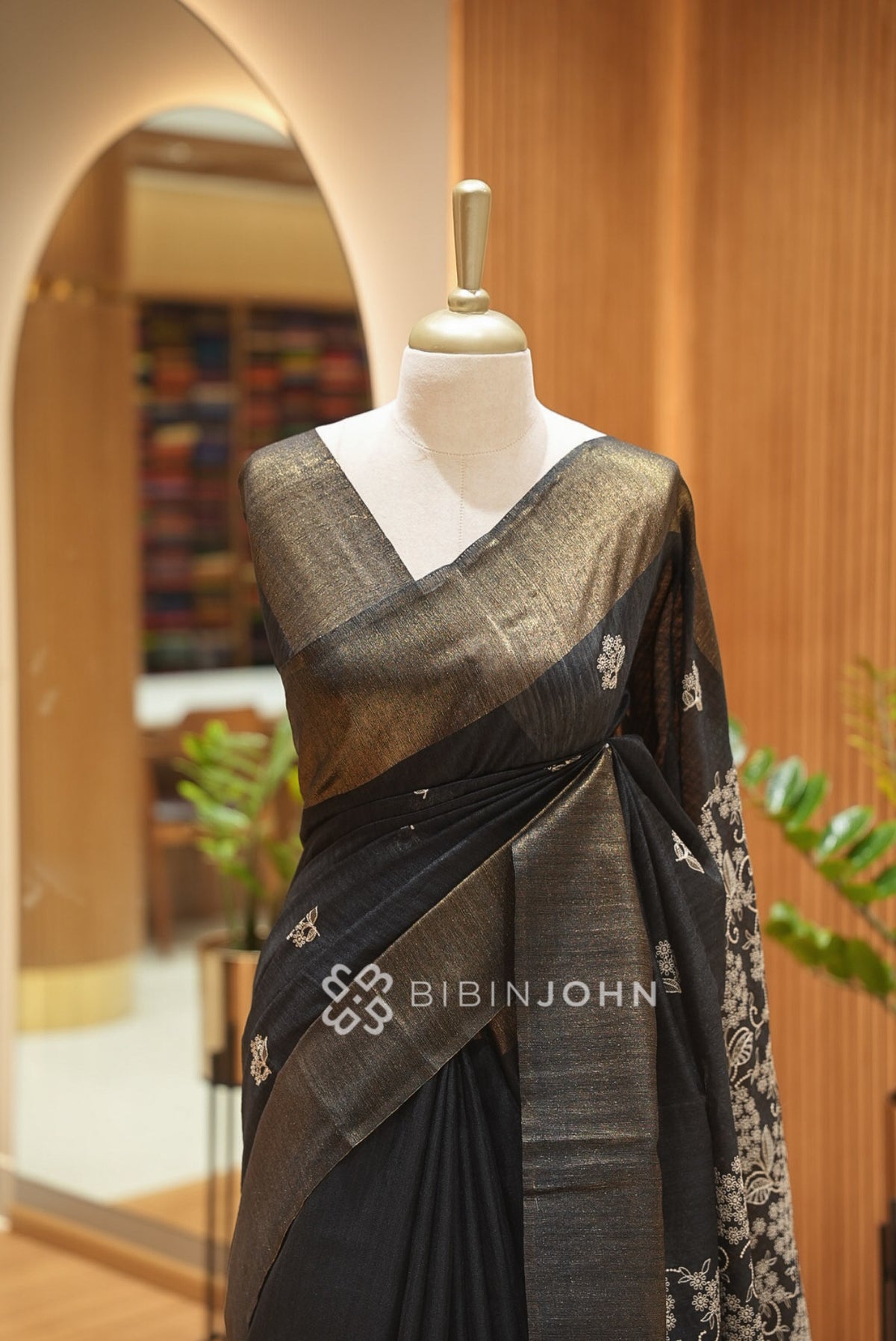 Matka Art Embroidery Saree For Women Black BJ2600