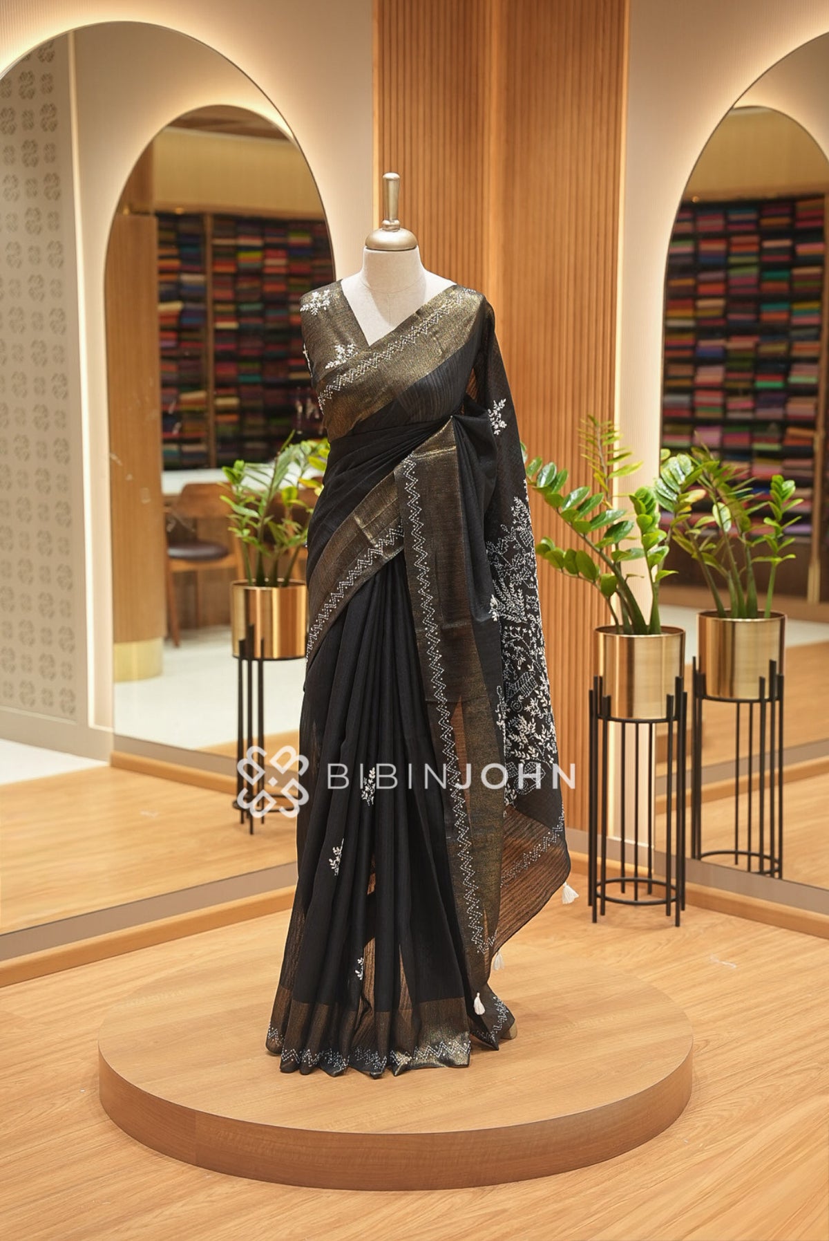Matka Art Embroidery Saree For Women Black BJ2644