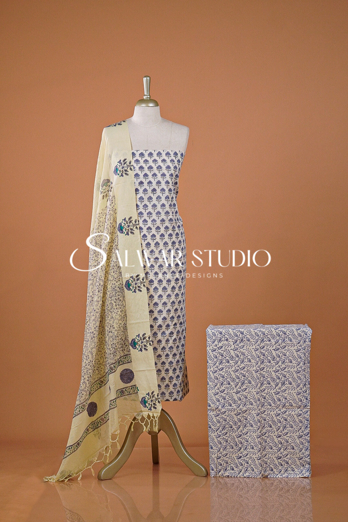 Printed Cotton Unstitched Salwar Suits AC0162