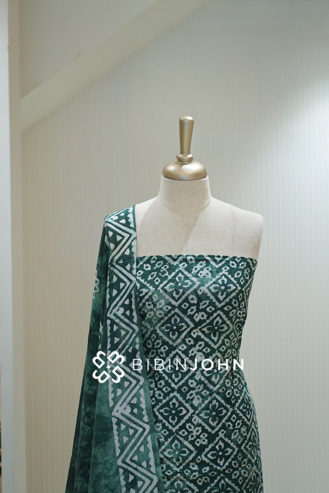 Batik Printed Chanderi Unstitched Salwar Suit Material Bottle Green BJ2306