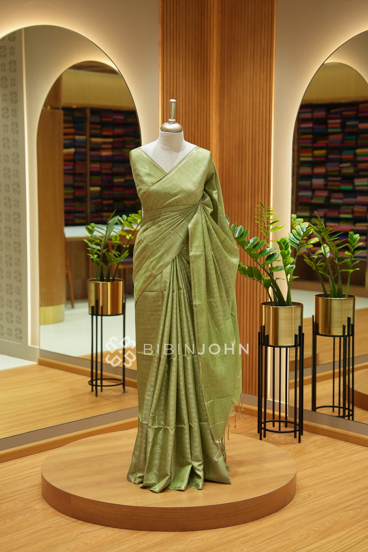 Semi Tussar Weaving Saree For Women Pista Green BJ2546