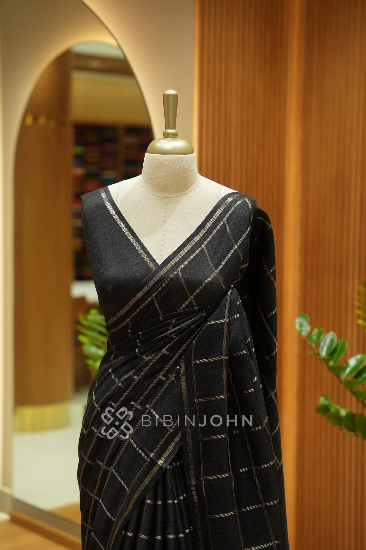 Semi Tussar Weaving Saree For Women Black BJ2332