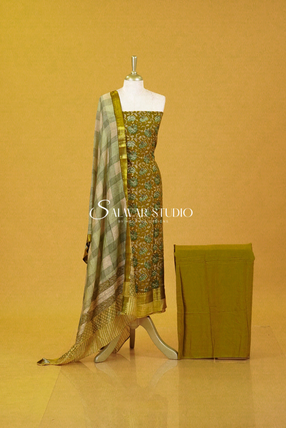 Printed Silk Unstitched Salwar Suits AC0092