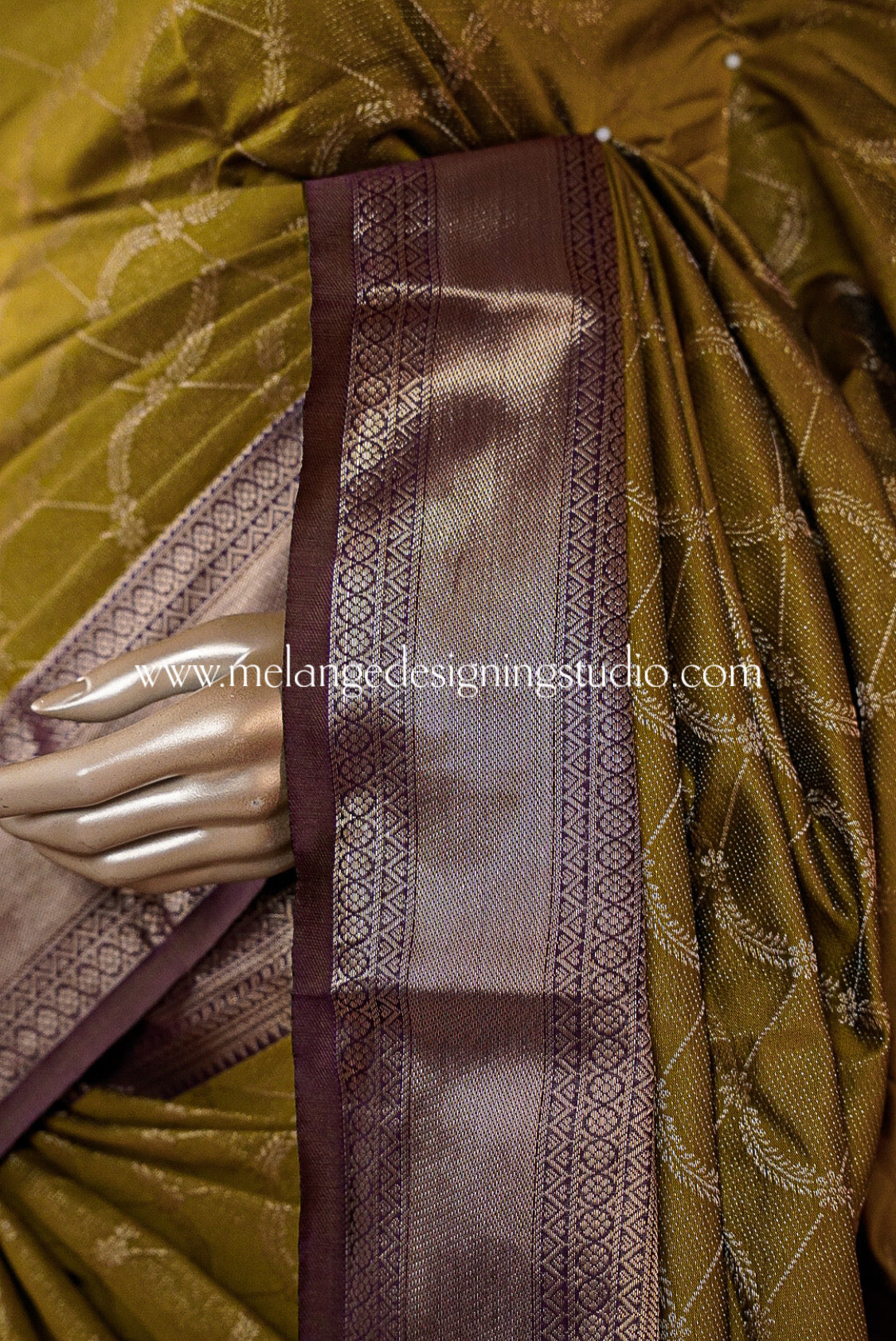 Semi Brocade Saree MDS0133