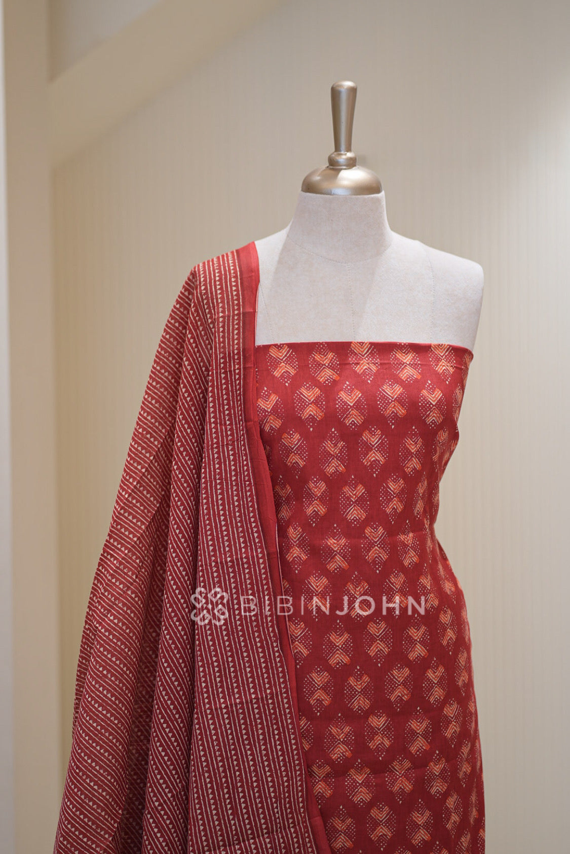 Printed Cotton Unstitched Salwar Suit Dress Material Crimson Red CLOSE VIEW