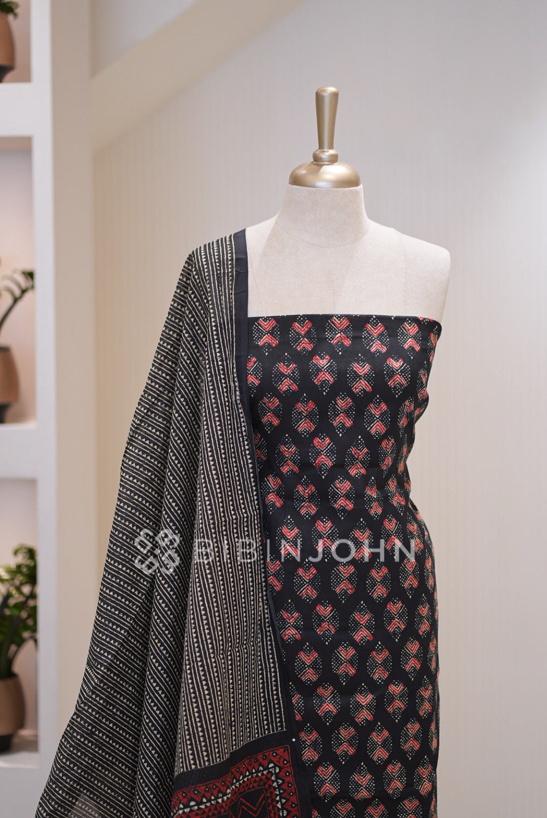 Printed Cotton Unstitched Salwar Suit Dress Material Black  CLOSE VIEW