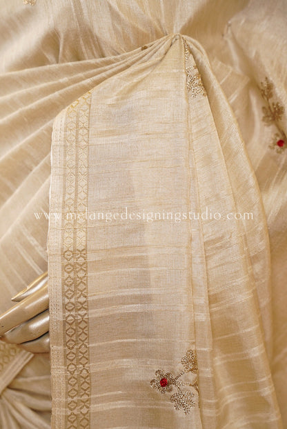 Silk Embroidery Saree MDS0031