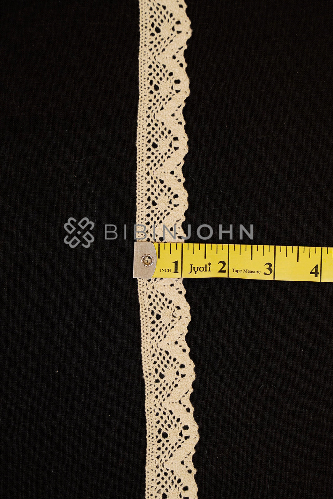 Cotton Lace Off White  close view