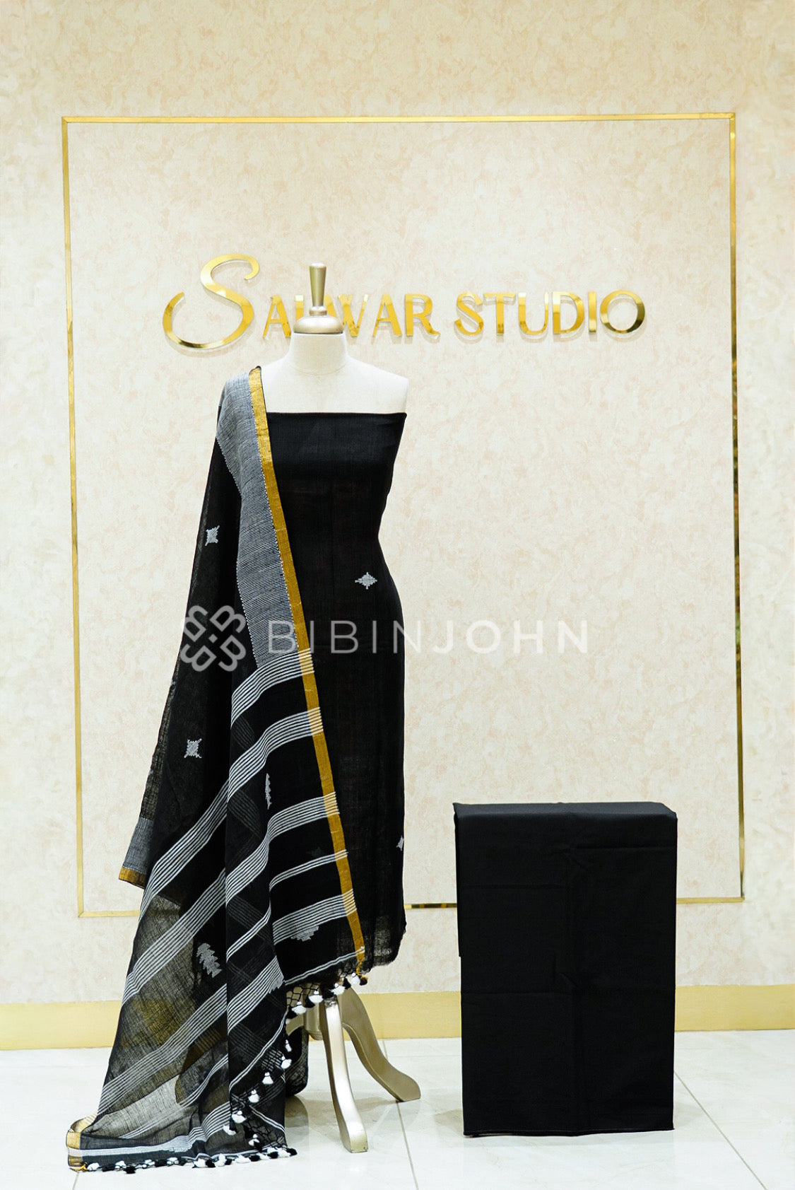Linen Jamdani Unstitched Salwar Suit Material Black 