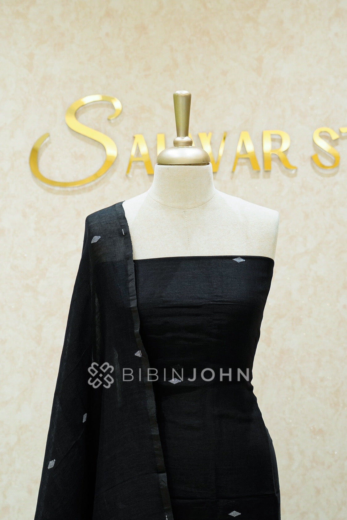 Linen Jamdani Unstitched Salwar Suit Material Black  CLOSE VIEW