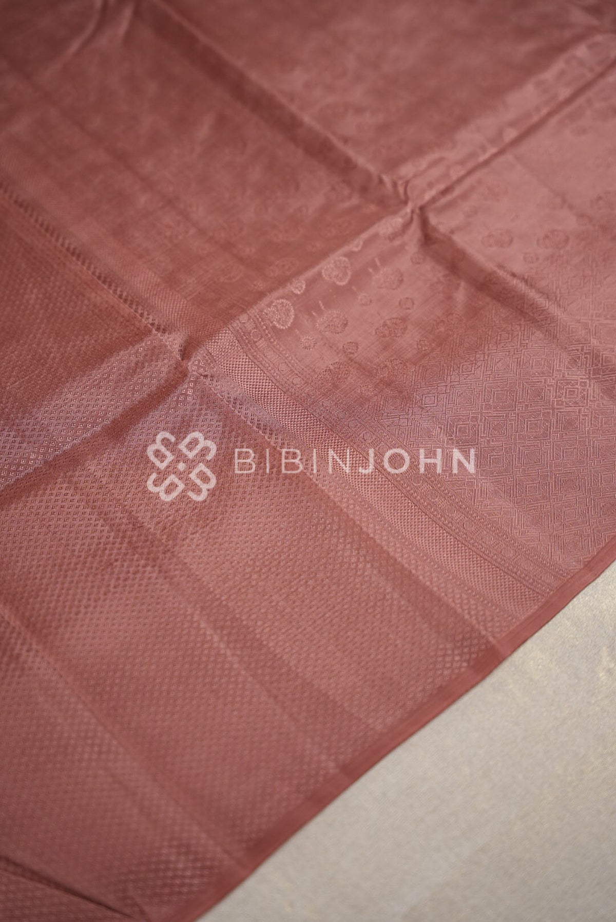 Semi Silk Saree For Women Dusty Rose  pallu