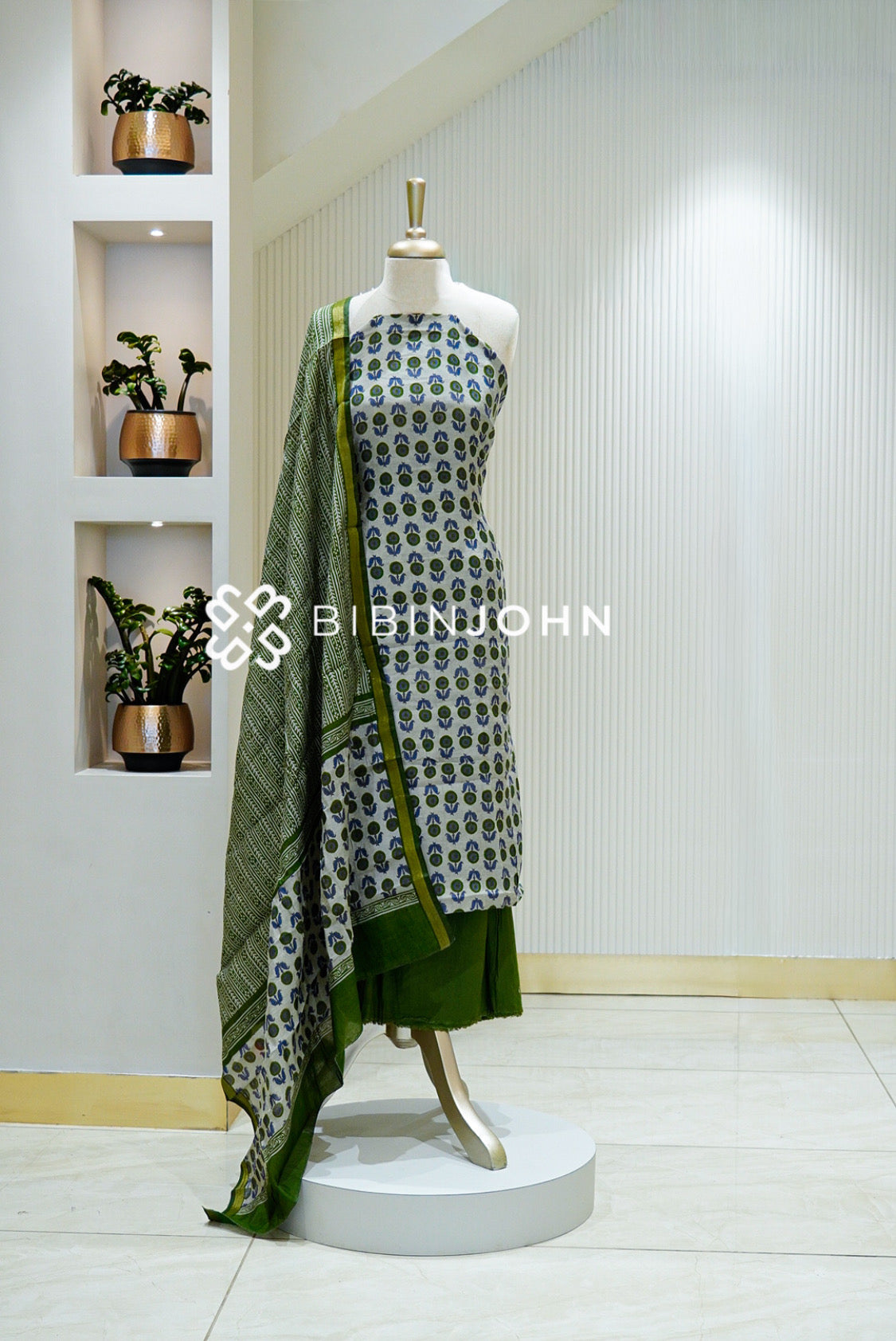 Art Maheshwari Unstitched Salwar Suit Material Light Grey