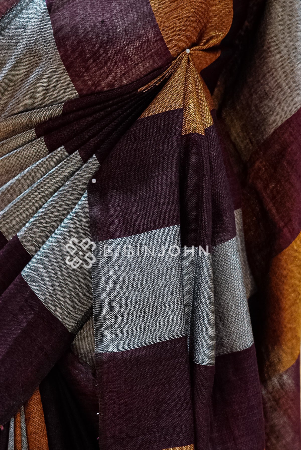 Pure Linen Saree For Women Deep Wine side view