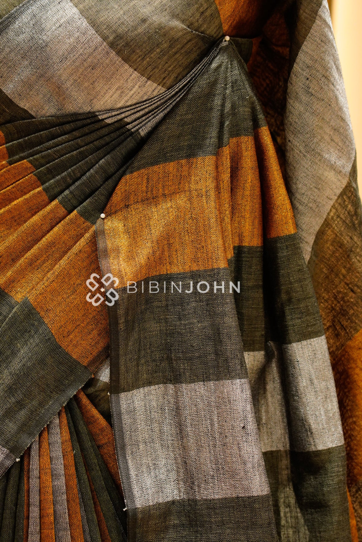 Pure Linen Saree For Women Dark Olive Grey SIDE VIEW