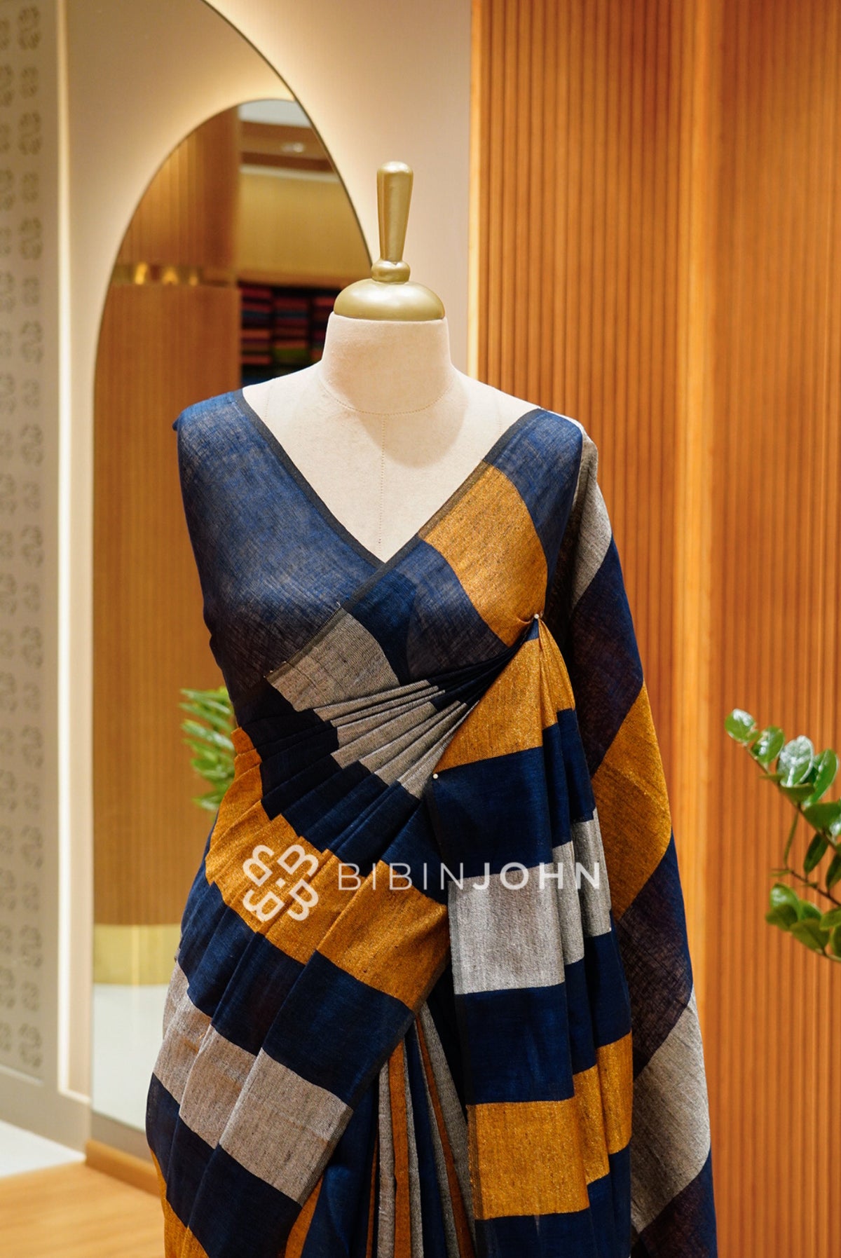 Pure Linen Saree For Women Navy Blue CLOSE VIEW