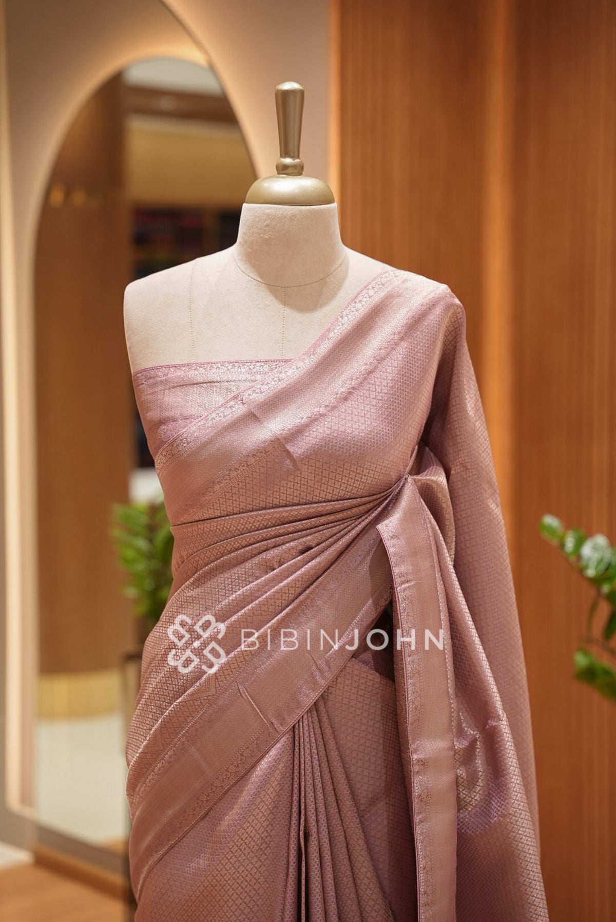 Silk Brocade Saree For Women Dusty Rose CLOSE VIEW