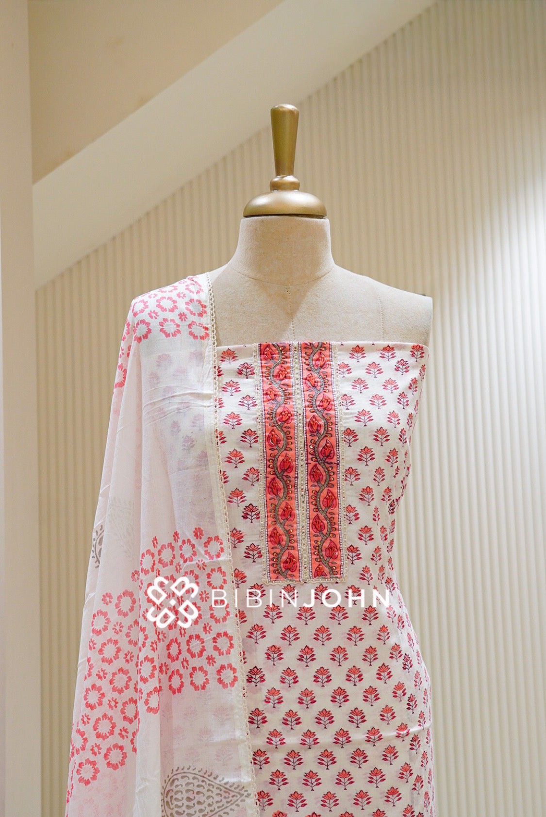 Printed Cotton Unstitched Salwar Suit Material White  close view