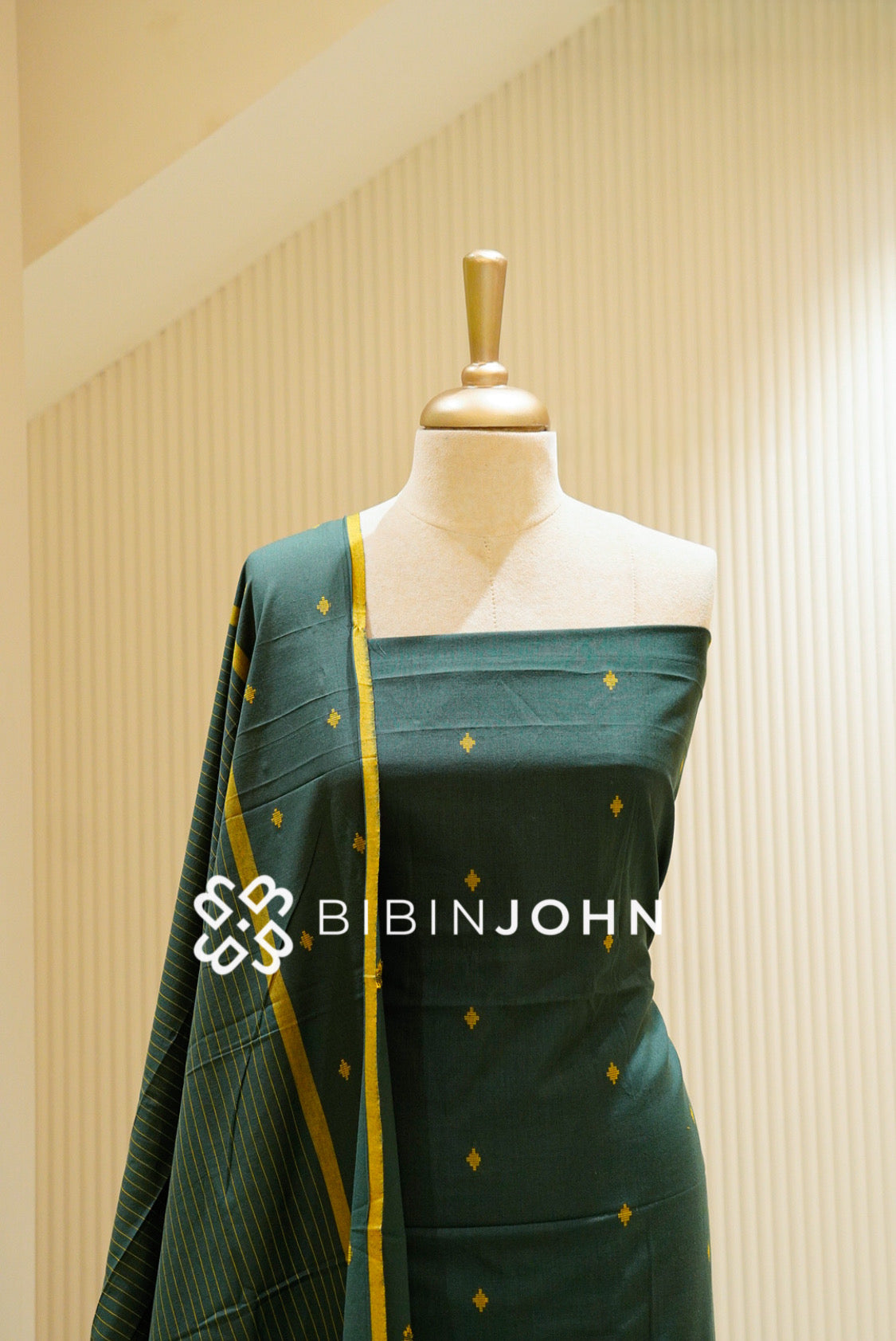 Cotton Unstitched Salwar Suit Material Bottle Green CLOSE VIEW