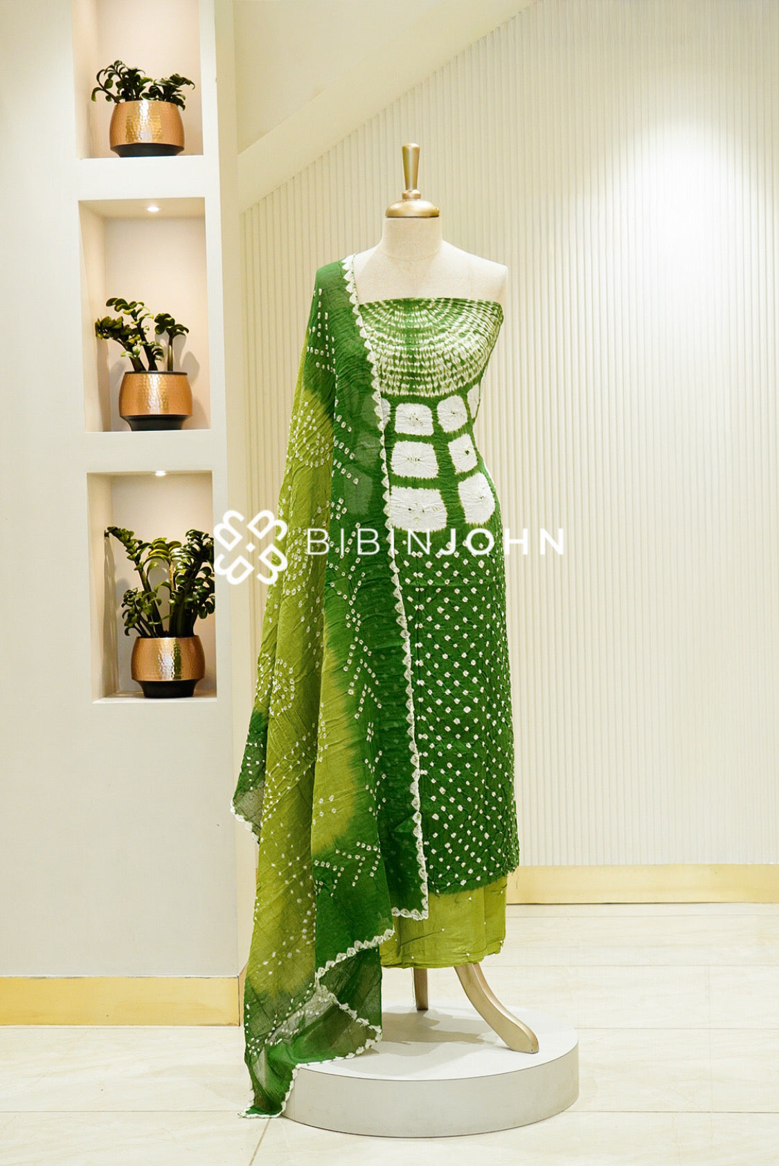 Bandhani Unstitched Salwar Suit Material Dual-Tone Green 