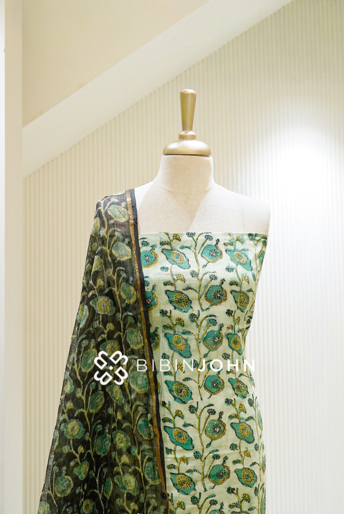 Printed Cotton Unstitched Salwar Suit Material close view