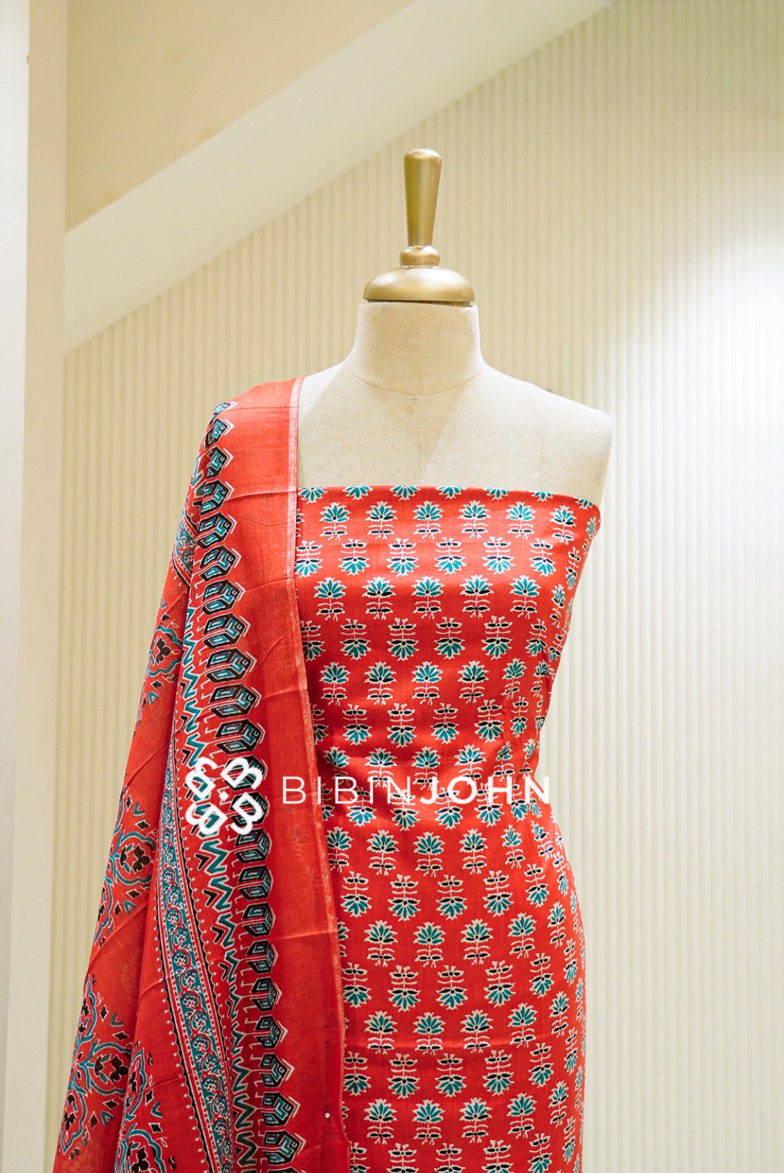 Printed Cotton Unstitched Salwar Suit Material Red Orange close view