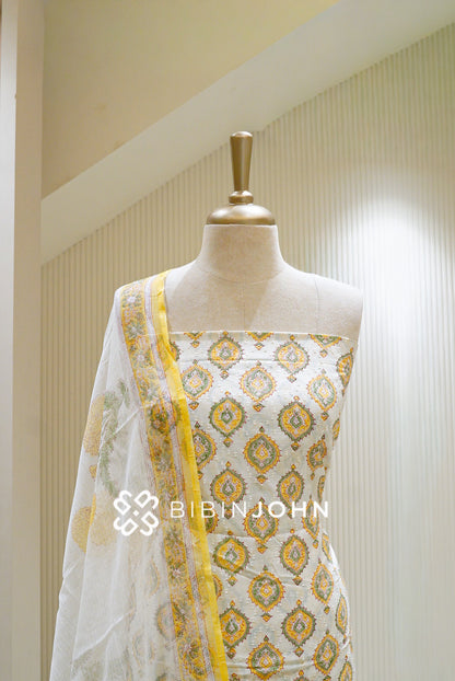 Printed Cotton Unstitched Salwar Suit Material Off-White  CLOSE VIEW