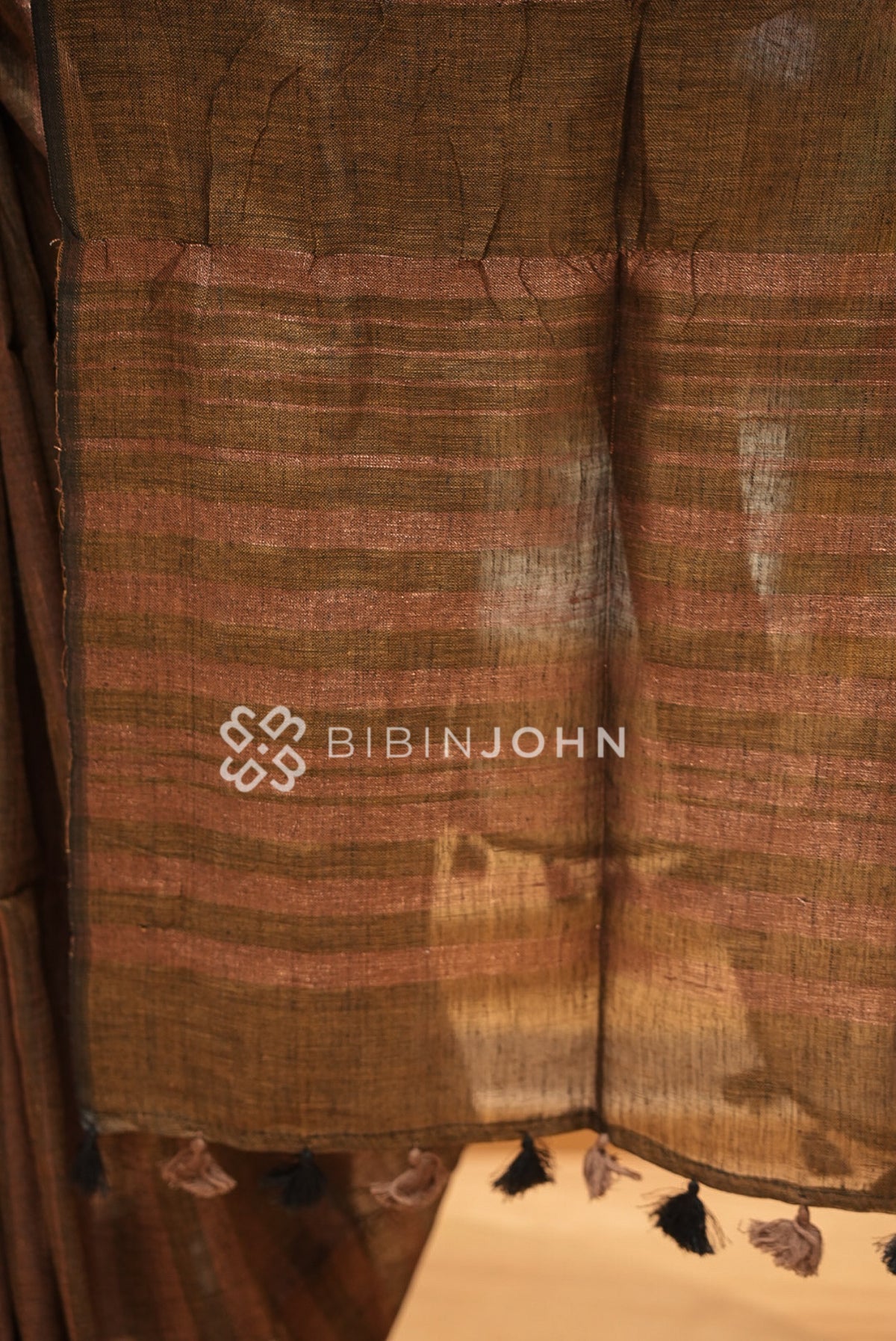 Linen Saree For Women Deep Brown  pallu