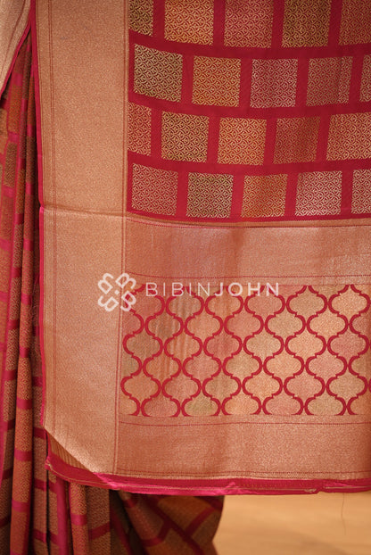 Silk Brocade Saree For Women Antique Rose Gold with Rani Pink BJ1381