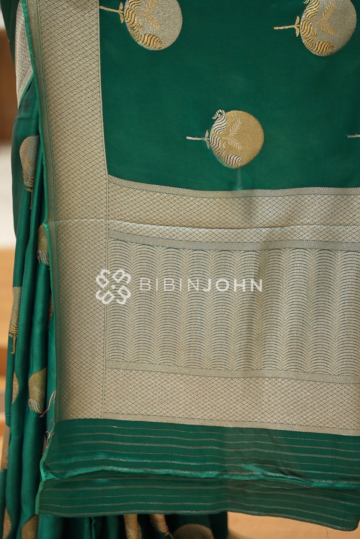 Silk Brocade Saree For Women Emerald Green BJ1385