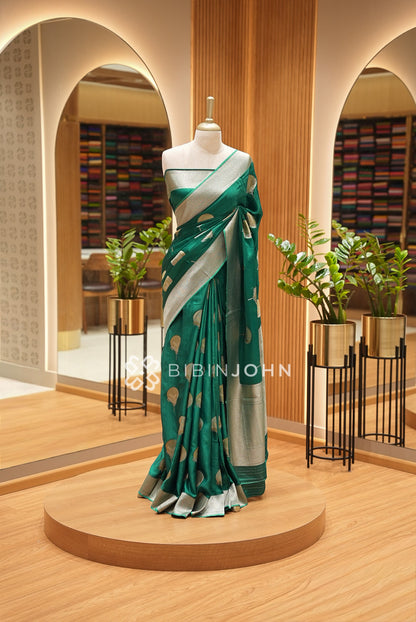 Silk Brocade Saree For Women Emerald Green BJ1385