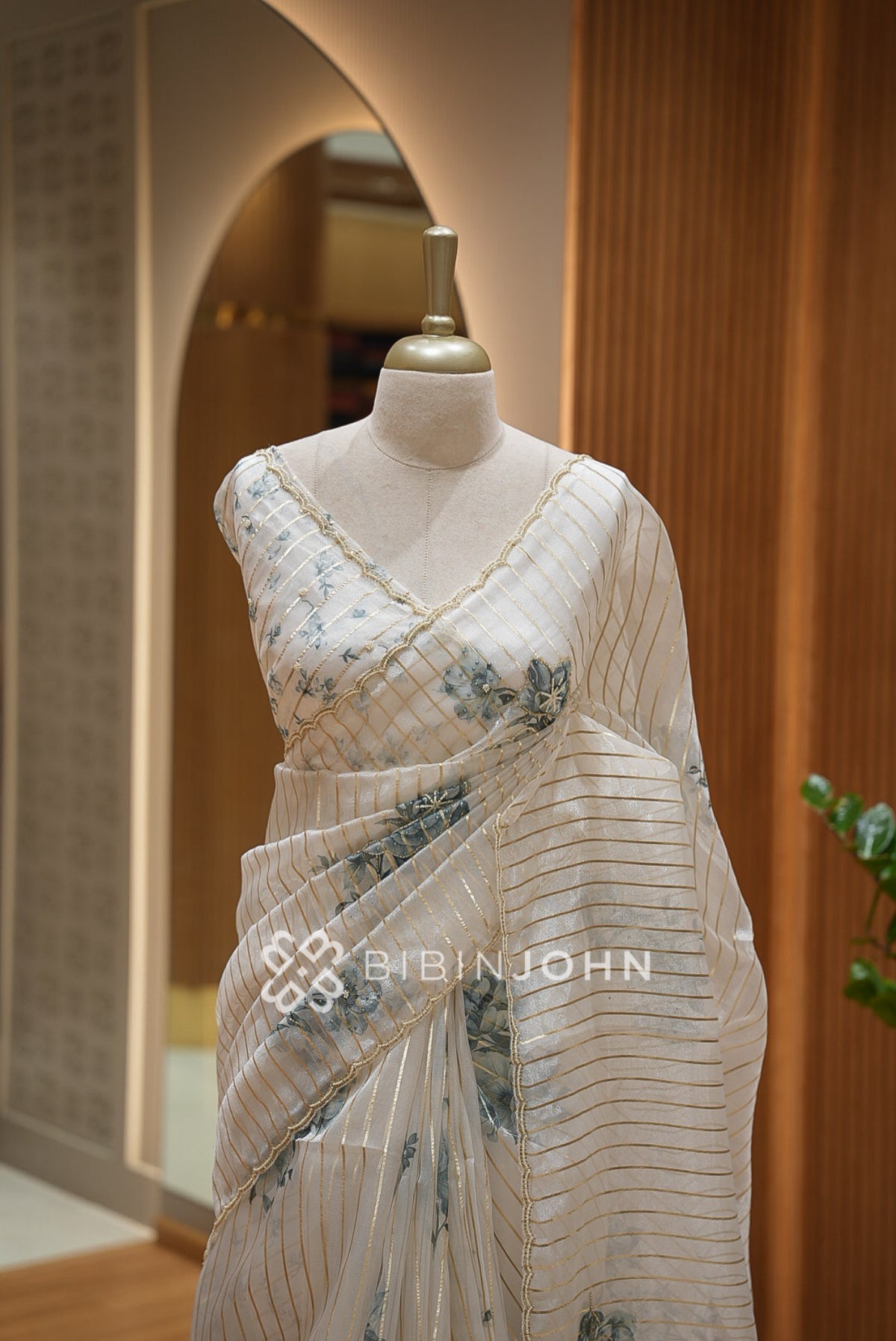 Tissue Organza Saree For Women Ivory CLOSE VIEW