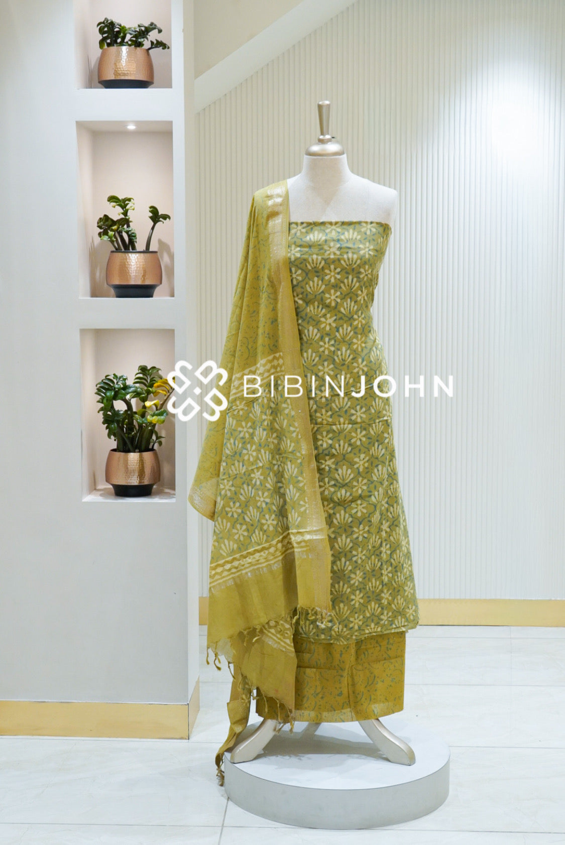 Printed Cotton Unstitched Salwar Suit Material BJ1695