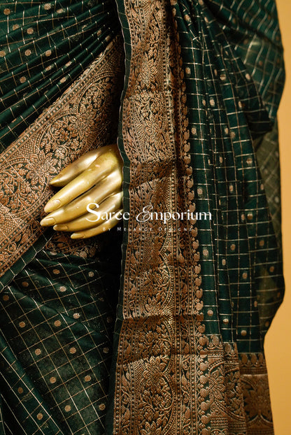 Kanchi Banarasi Saree For Women Bottle Green with Antique Gold MDS0385