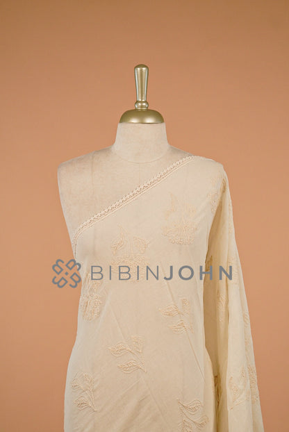 Mul Cotton Embroidery Dupatta Off White CLOSE VIEW