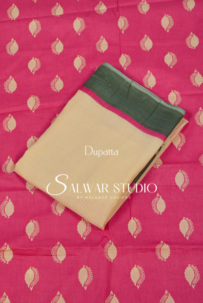 Printed Cotton Unstitched Salwar Suit Dress Material Pink AC0277