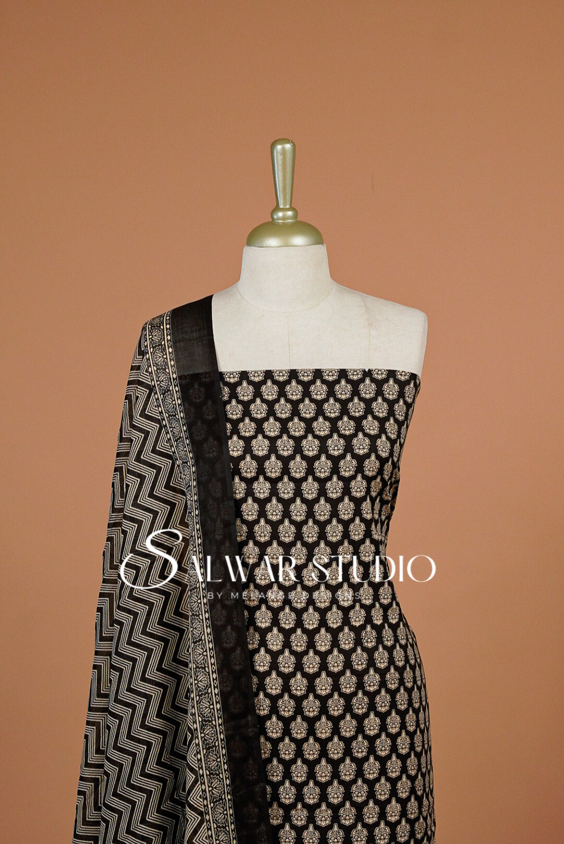 Printed Cotton Unstitched Salwar Suit Dress Material Black  AC0321