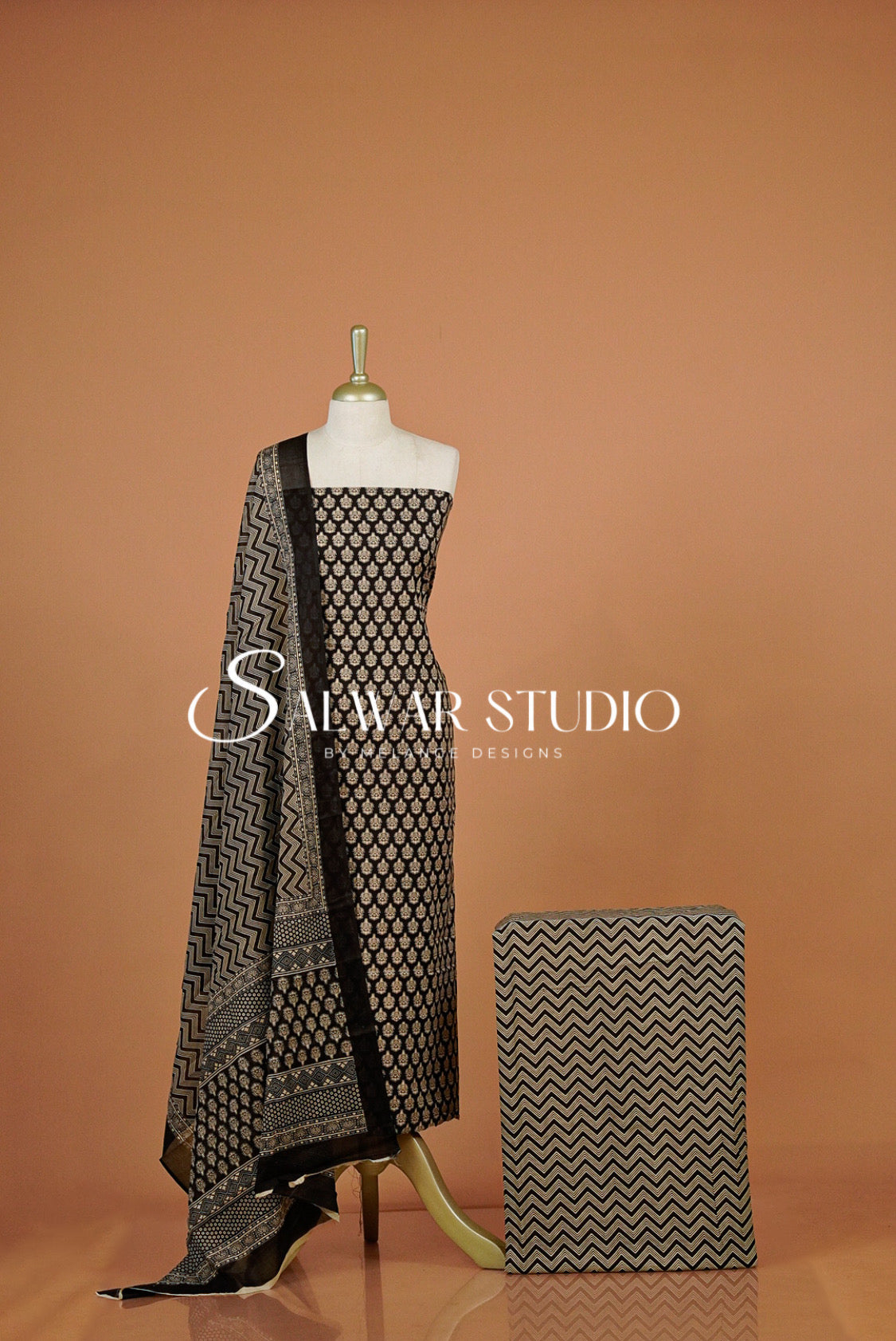 Printed Cotton Unstitched Salwar Suit Dress Material Black  AC0321