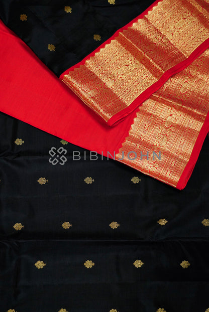 Silk Saree For Women Black close view