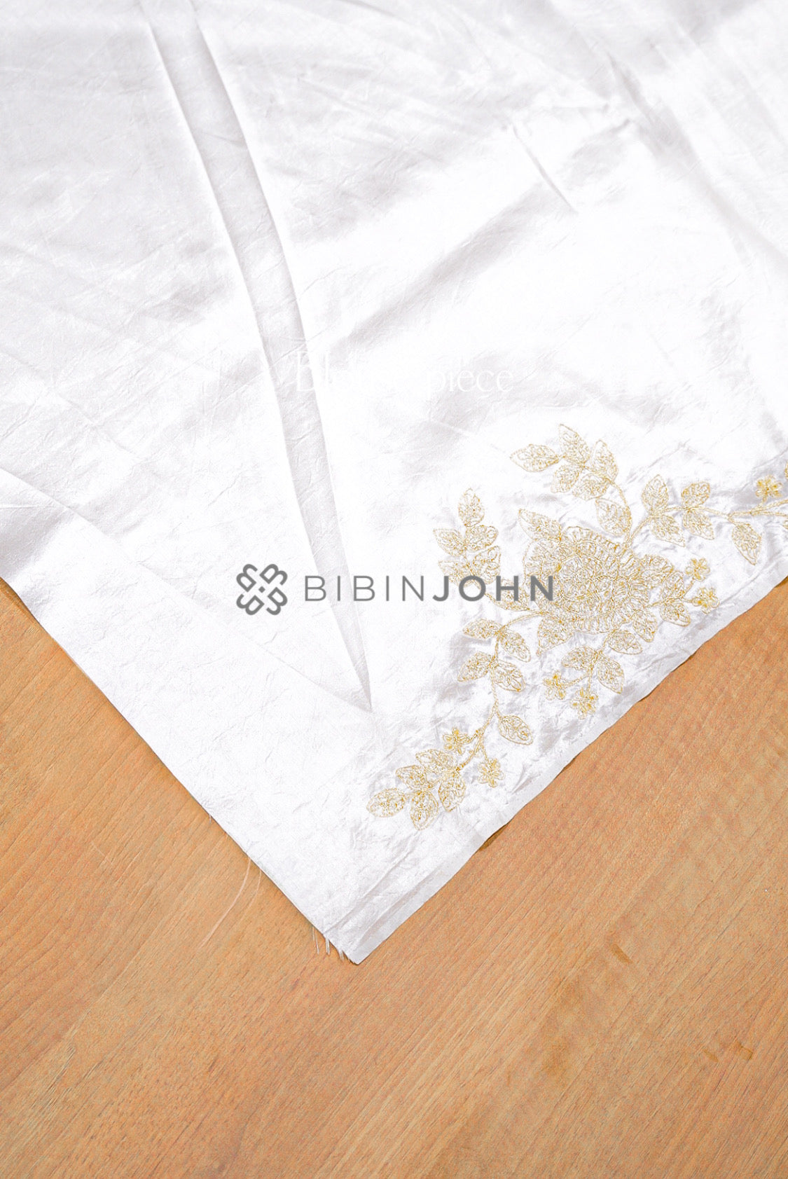 Silk Embroidery Saree For Women Ivory BLOUSE PIECE