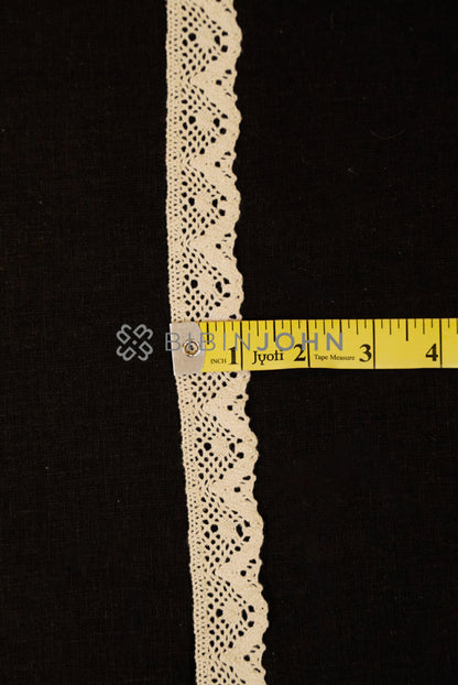 Cotton Lace Off White Close view