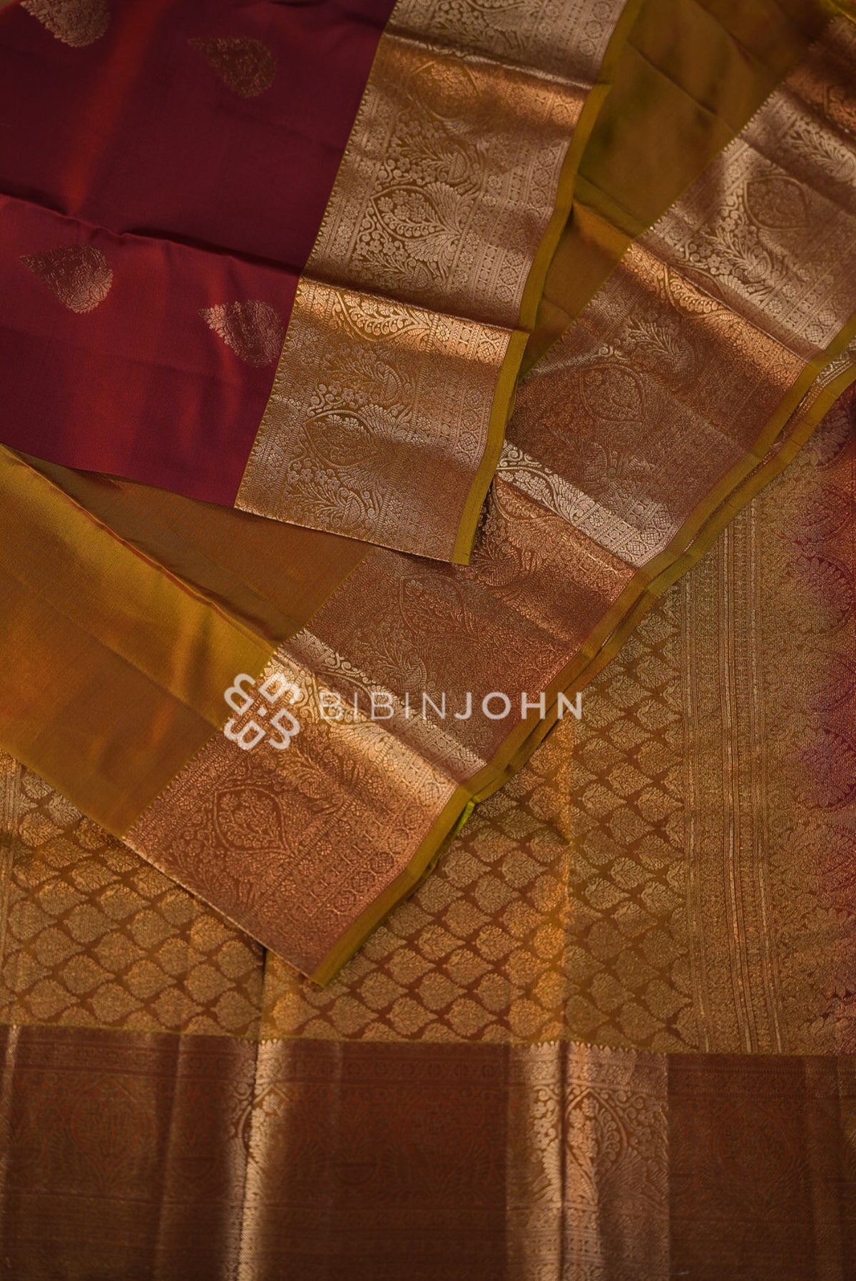 Silk Saree For Women Deep Maroon  CLOSE VIEW