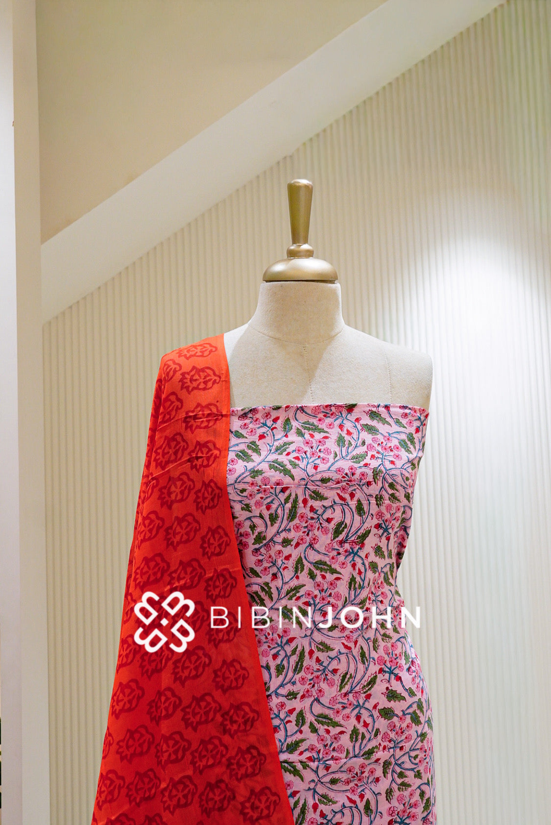Printed Cotton Unstitched Salwar Suit Material Light Pink with Red close view