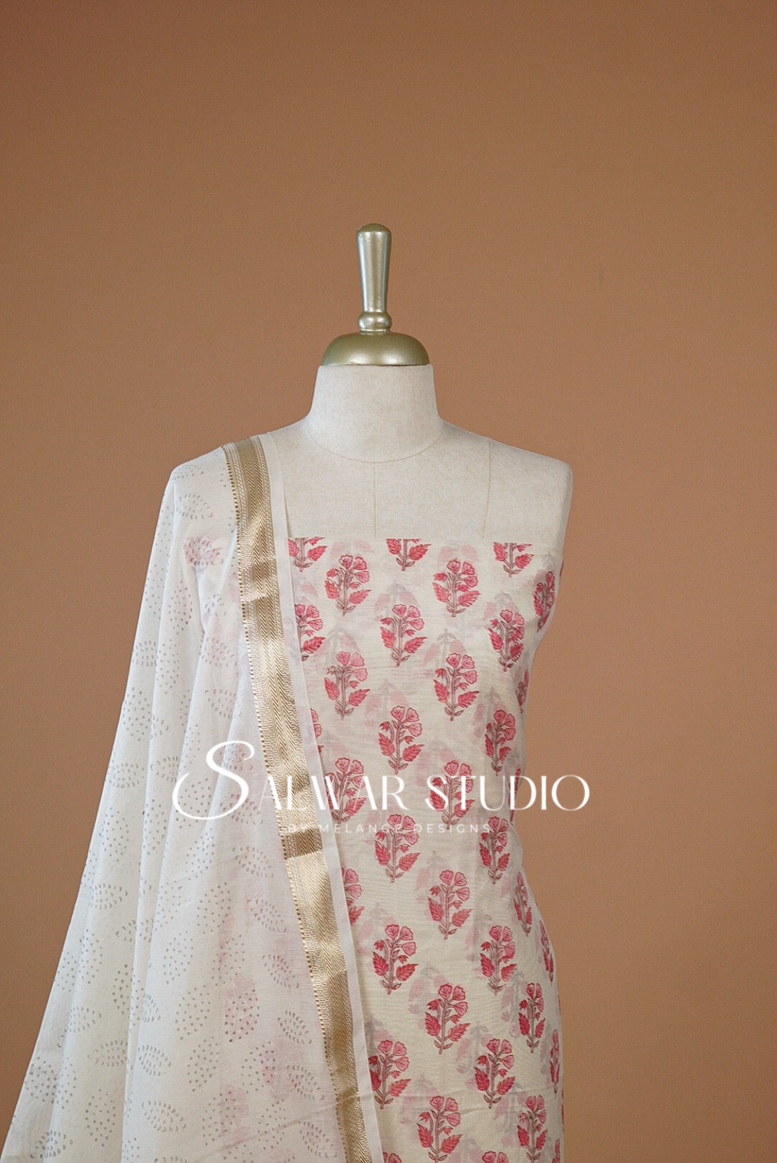 Printed Chanderi Unstitched Salwar Suit Dress Material Close UP