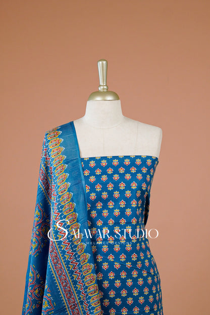 Printed Cotton Unstitched Salwar Suit Dress Material Close Up